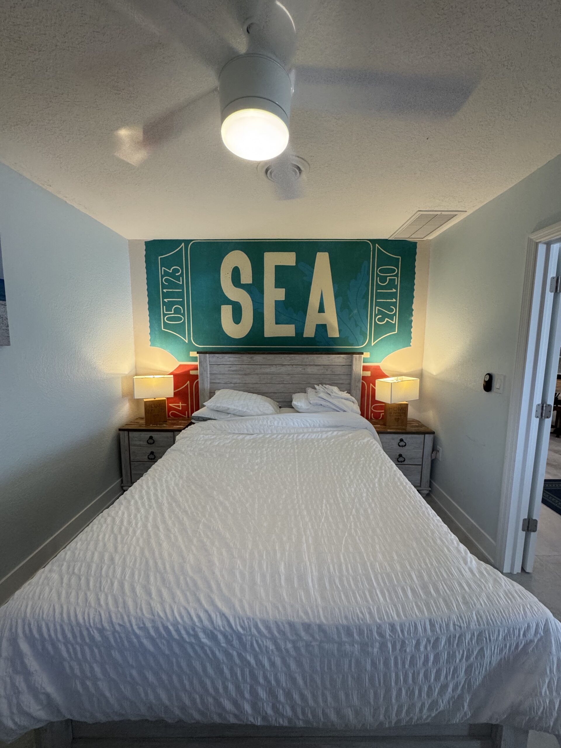 Wallpaper Instalation Vacation Homes